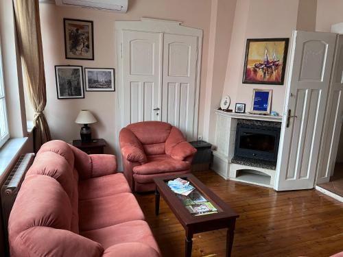 Albert Guest House
