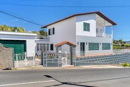 Casa do Valentim, a Home in Madeira