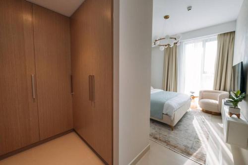 Spacious & Bright 2bedroom Apts with Balcony Dubai Creek, Dubai (Foto 3)