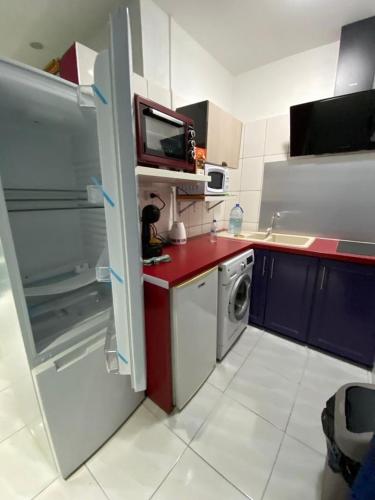 Studio cosy Mtsahara caution de 400 euros à déposer en chèque (Studio cosy Mtsahara caution de 400 euros a deposer en cheque) in 쿵구