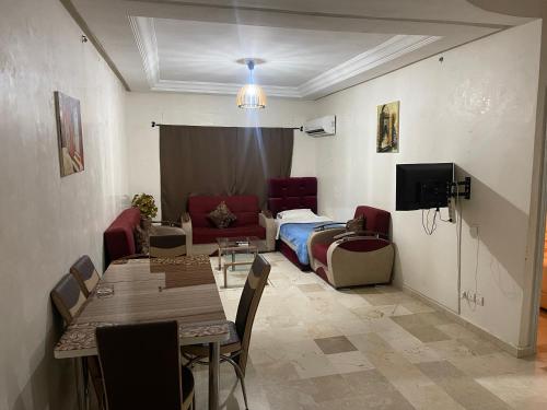 Appartement 19 3èm étage ( POUR FAMILLE ), Marrakech