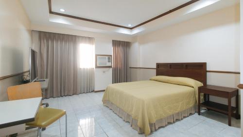 Garden Plaza Hotel Manila, Manila