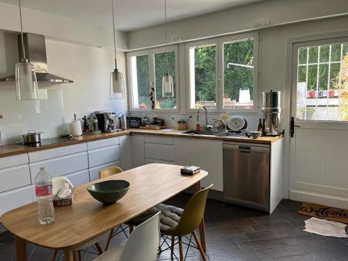 Facilities, Villa Architecte - La Celle saint cloud in Bougival