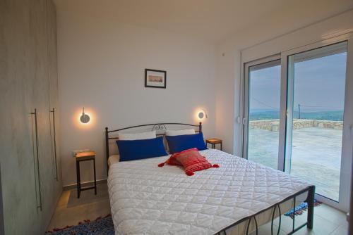 Villa Fortuna with Private Pool, Crete