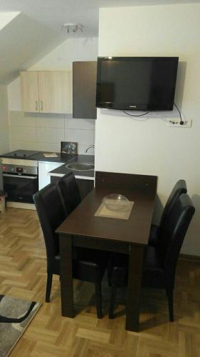 Eros apartmani in Jezero