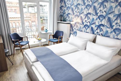 Fritz im Pyjama, Hamburg (photo 10)