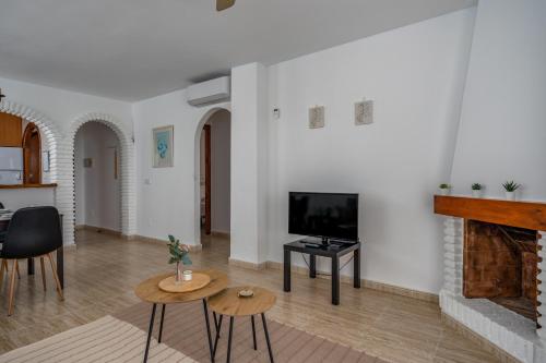Seaview apartment in Riviera del Sol by Costarentals - Ref 31
