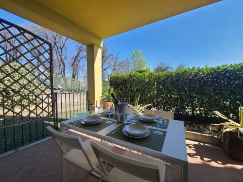 Sandra Apartment - Lonato del Garda