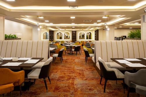 Hotel Admiral - image 10