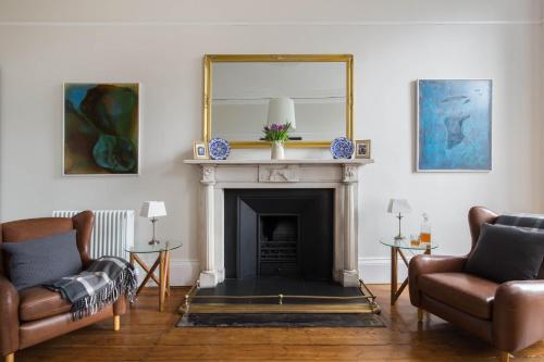 Picture of Magnificent Georgian 3-Bedroom Apartment In New Town