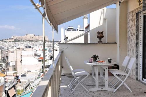 2 level apartment with terrace and Acropolis view