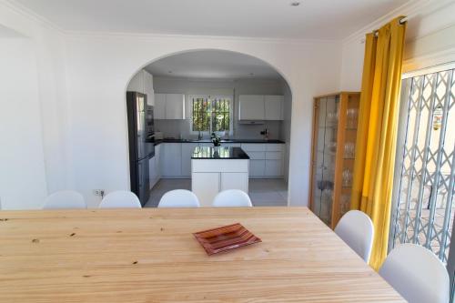 Villa Reyets 4 bed 3 bath Private Pool in El Albir