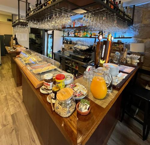 อาหารและเครื่องดื่ม, Casa da Ana Boutique Guest House in บาเซโลซ