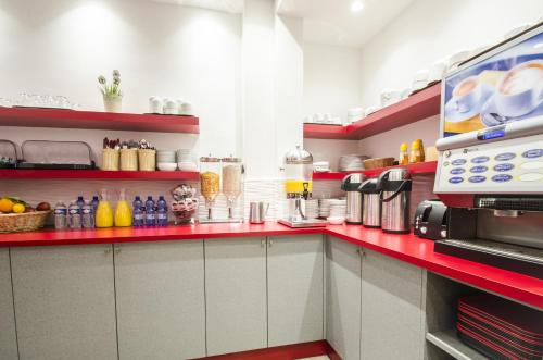 Hotel Migny Opéra Montmartre - image 6