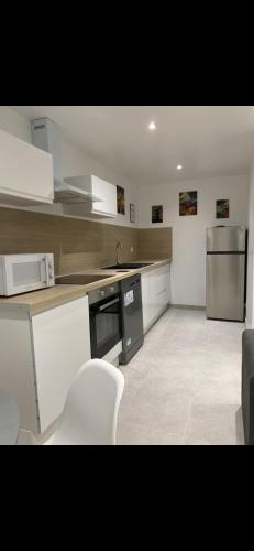 Chez Julie petit appartement une chambre rez jardin maison in 蒂勒