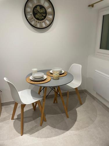 Chez Julie petit appartement une chambre rez jardin maison in 蒂勒