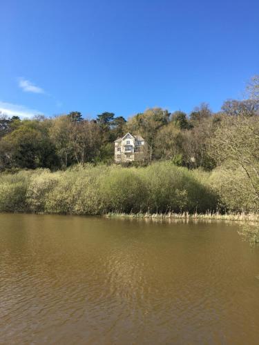 外部景觀, Woodside Oak hot tub & pool sleeps 4-6 in 拜德福德鎮中心