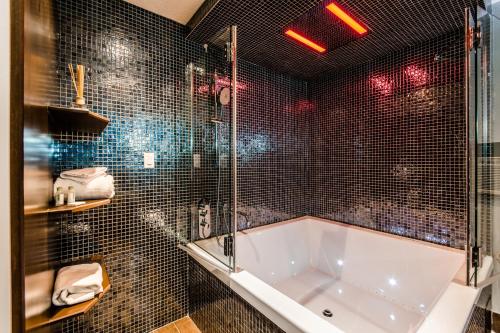 Olux Hotel-Motel-Suites in Laval (Qébec)