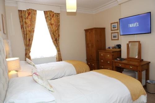 The Waves: Yorkshire Coast B&B - image 4