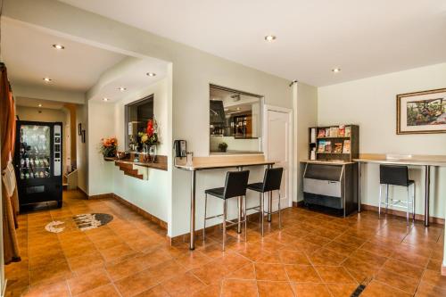 Előcsarnok, Olux Hotel-Motel-Suites in Laval (Qébec)