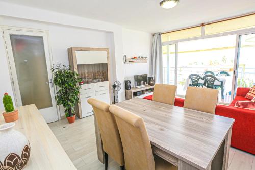  Coral - ONLY FAMILIES in 43850 Cambrils