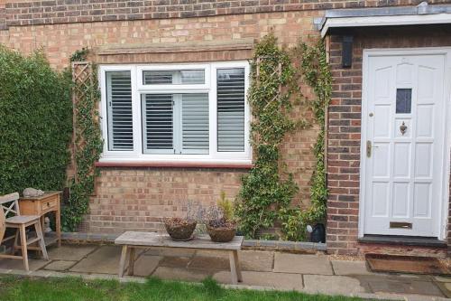 Townhouse with Beautiful Garden in Richmond
