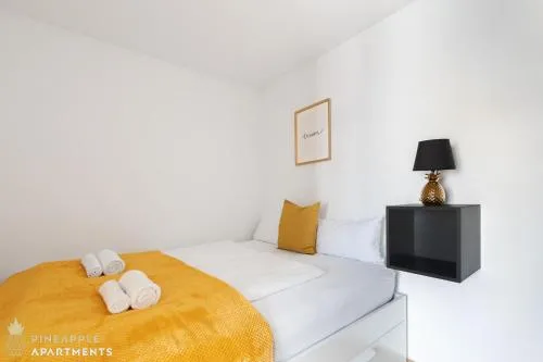 PINEAPPLE APARTMENTS - Dresden Mitte II - free parking in Dresden, Deutschland