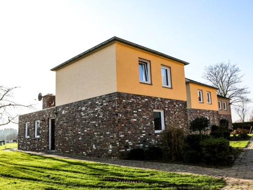 Holiday Home Bungalowpark Landsrade-7 by Interhome