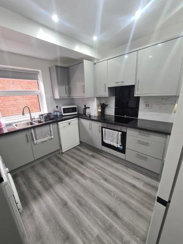 Lovely 2-bedroom house close to Media City., Manchester (fotografie 8)