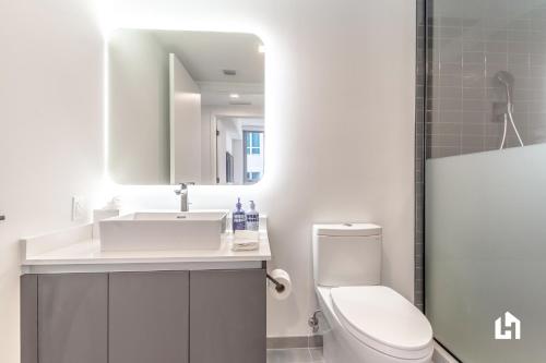 Deluxe Queen Suite image 1