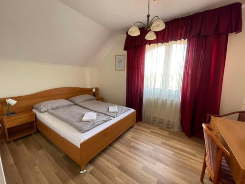 2 bedrooms, 2 beds