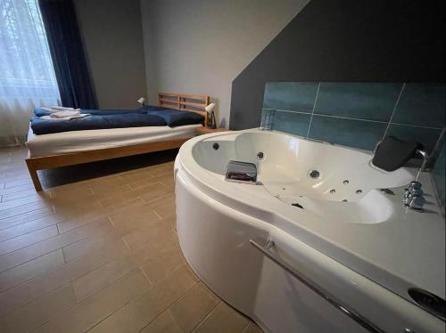 Double Room with Spa Bath