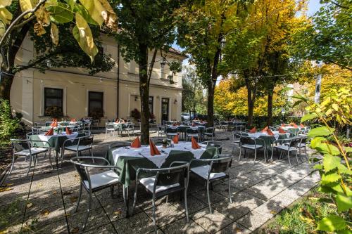 Restaurant, Hostel Vrba in Ljubljana