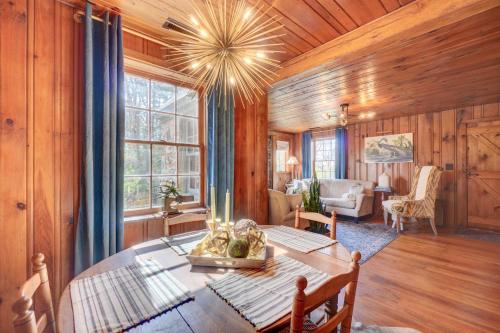 Historic Tennessee Vacation Rental on Homestead in Lake Tansi (TN)