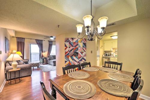 3 Mi to Sugar Mountain Resort Condo with Balcony! thumb 2