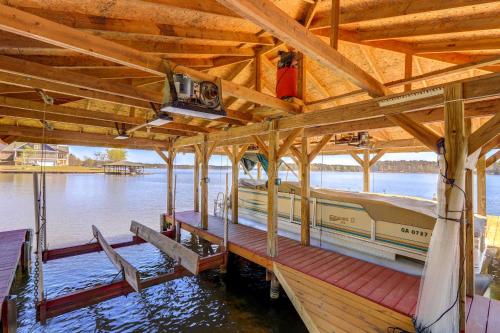 Waterfront Vacation Rental Home on Lake Sinclair!