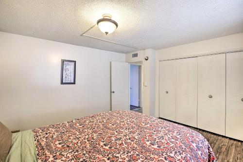 Convenient Inglewood Condo 1 Mile to SoFi!