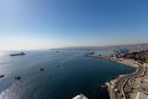 Amplio y Equipado Depto en Valparaíso