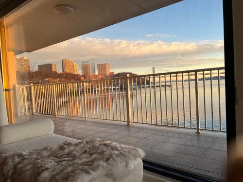 Panorama Hudson River view in Edgewater (NJ)
