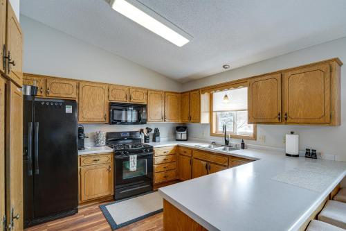 Sporty Blaine Home with Games about 2 Mi to Super Rink! in Blaine (MN)