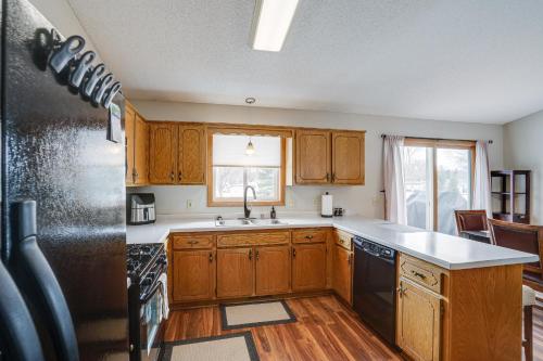 Sporty Blaine Home with Games about 2 Mi to Super Rink! in Blaine (MN)