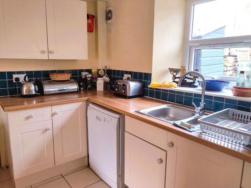 Facilities, Black Dog House in Westgate