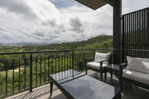 Balcony/terrace, Cozy 1BR Condo with Partial Ocean View - Roble Sabana - Reserva Conchall in Playa Conchal