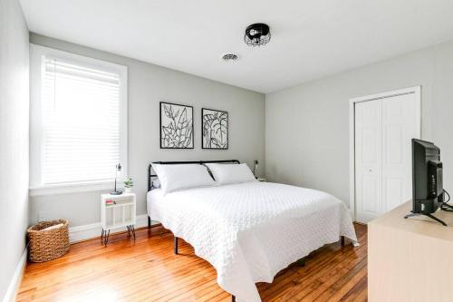Private Boho Bungalow 10 Minutes to Downtown RVA! in Richmond, USA