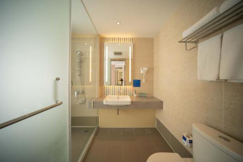 Holiday Inn Express Shanghai Pujiang by IHG, Shanghai (photo 6)