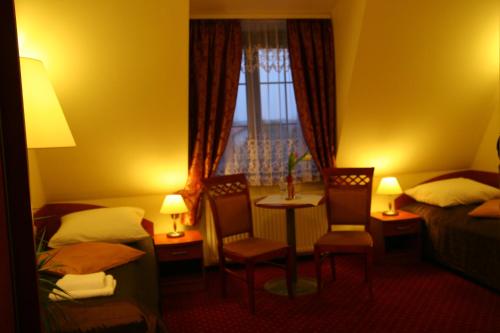 Hotel Karolinka - image 10