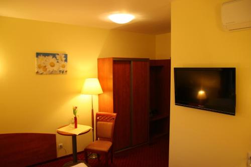 Hotel Karolinka Room Type - Standard Twin Room