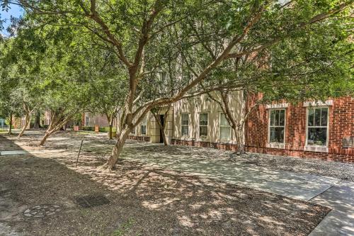 Downtown Condo half mi to The Wilmington Riverwalk! - image 14