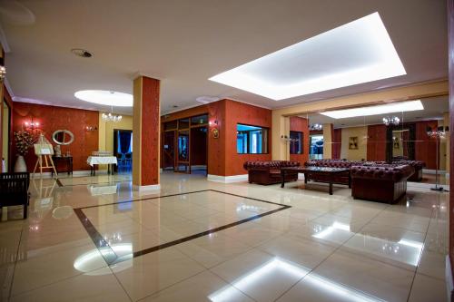 Hotel Gold - image 9