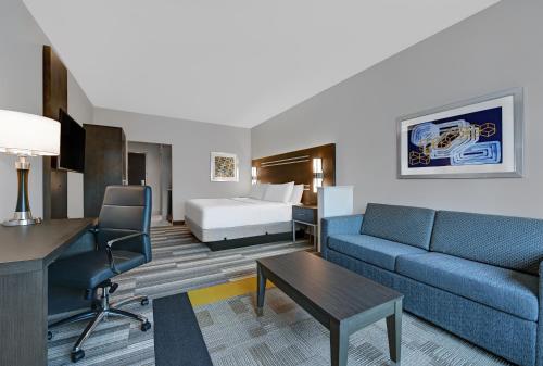 Holiday Inn Express & Suites Memorial – CityCentre, an IHG Hotel in Houston, USA